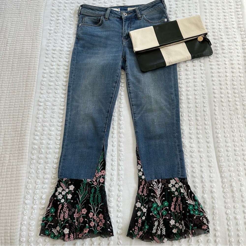Anthropologie Pilcro Mid-Rise Slim Boyfriend Jeans Floral Embroidery Mesh Flare